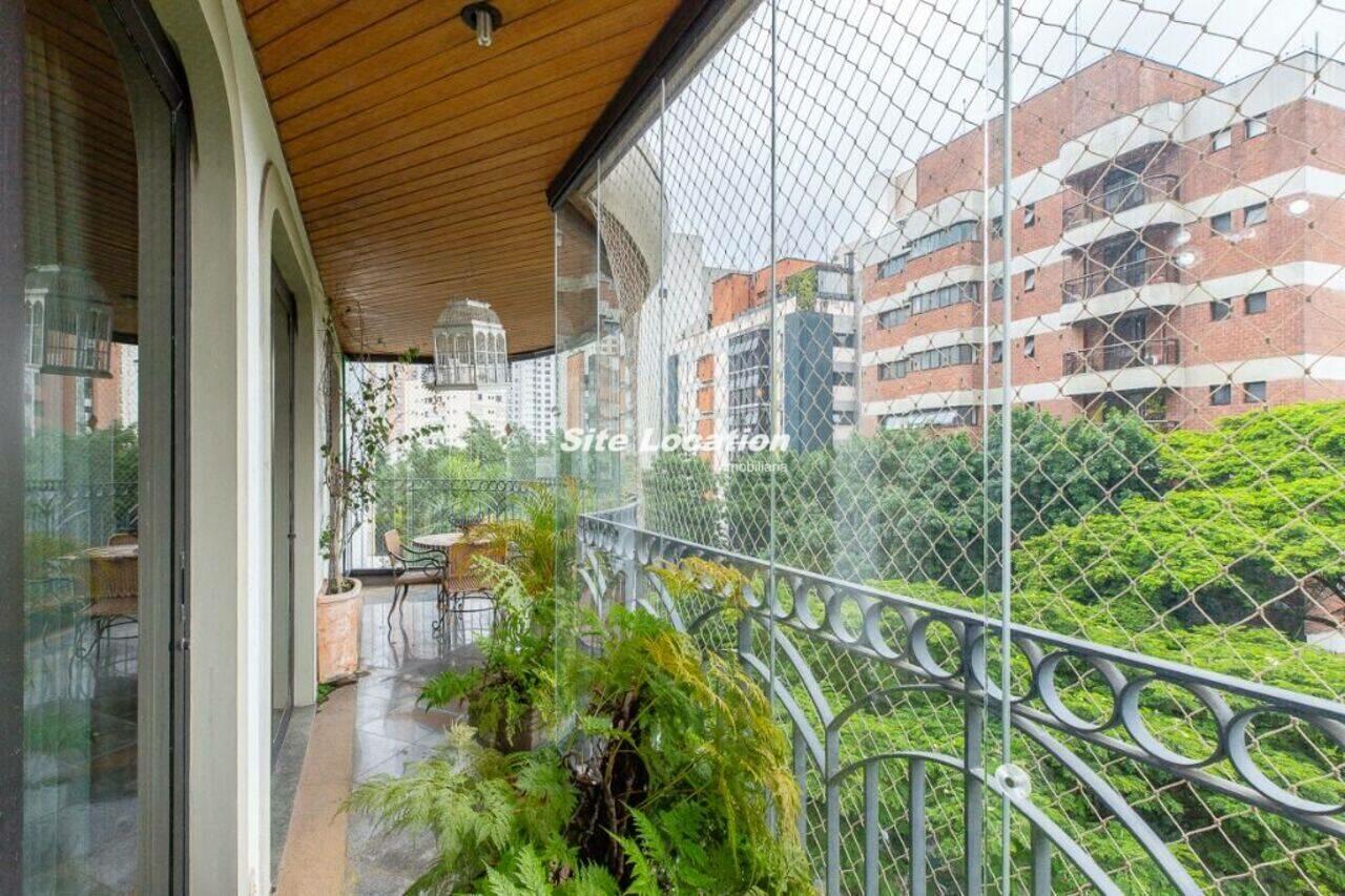 Apartamento Moema, São Paulo - SP