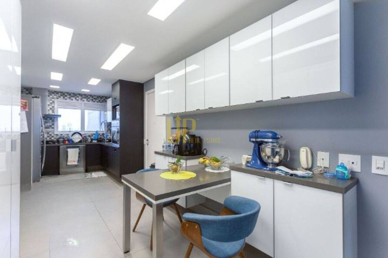 Apartamento Vila Olímpia, São Paulo - SP