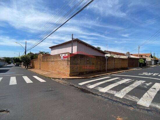 Casa de 200 m² Centro - Bebedouro, à venda por R$ 500.000