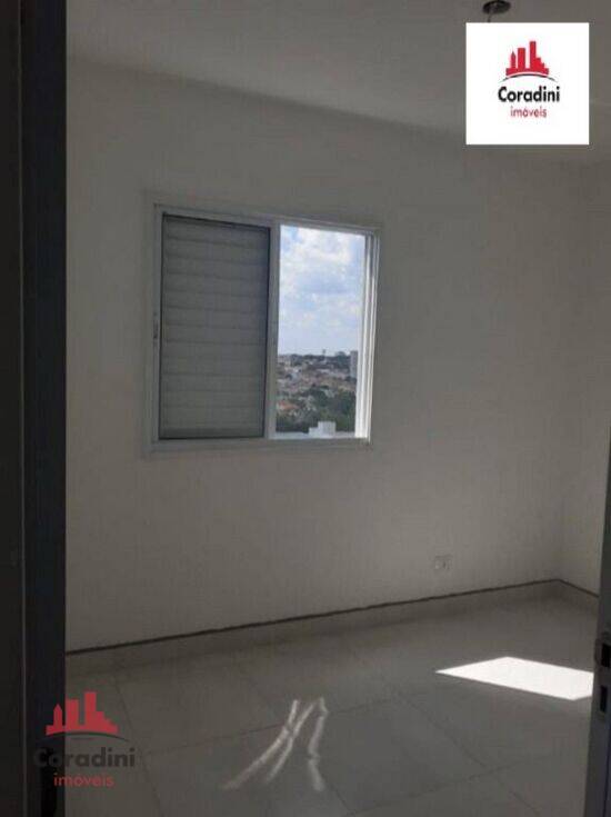 Apartamento de 59 m² Vila Massucheto - Americana, à venda por R$ 290.000