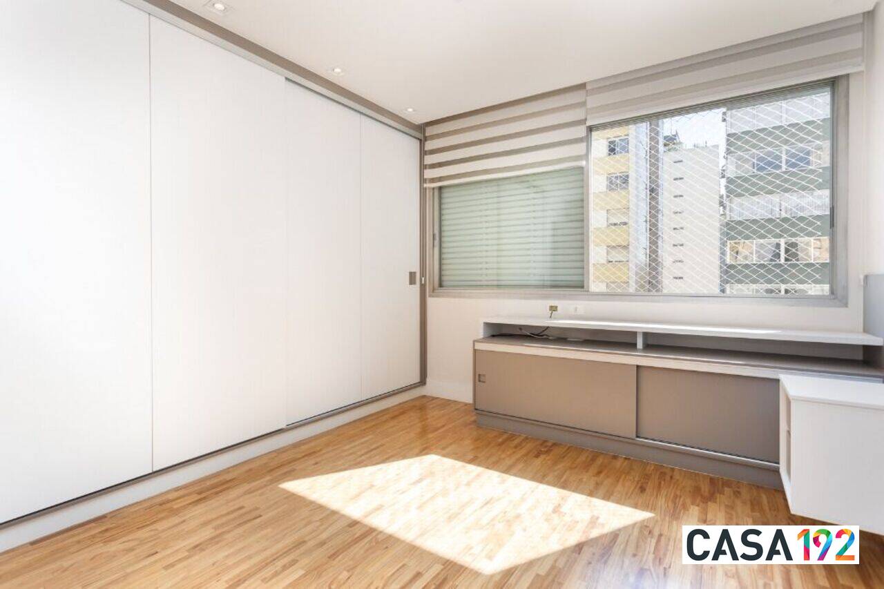 Apartamento Itaim Bibi, São Paulo - SP