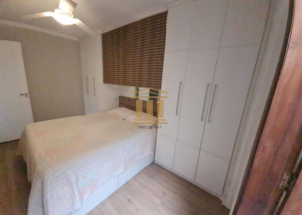 Casa Conjunto Residencial Trinta e Um de Março, São José dos Campos - SP