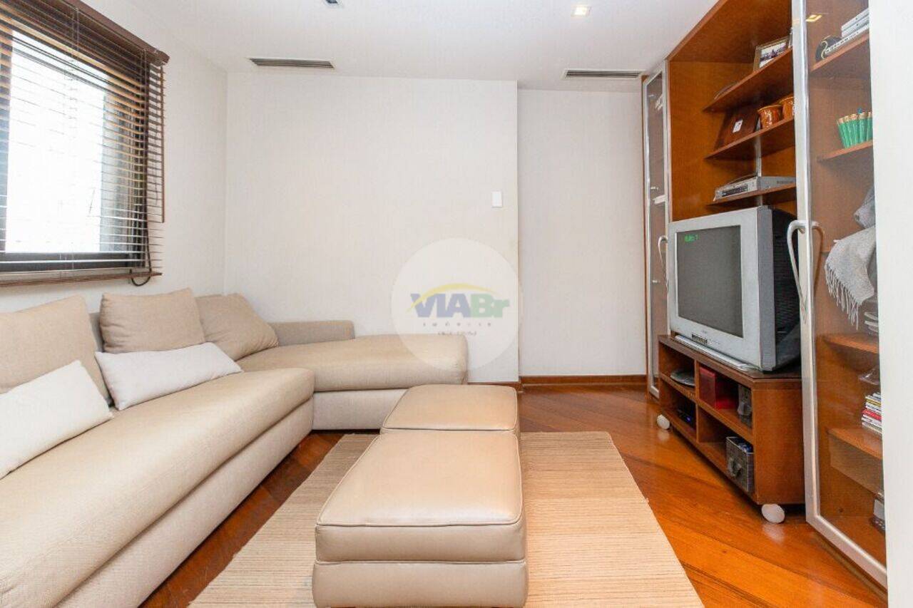 Apartamento Moema, São Paulo - SP