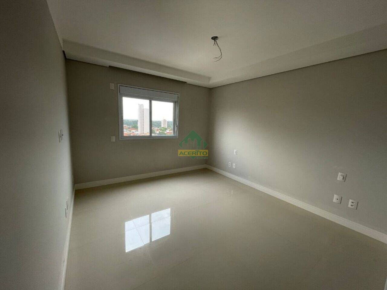 Apartamento duplex Edifício Philadelphia, Araçatuba - SP