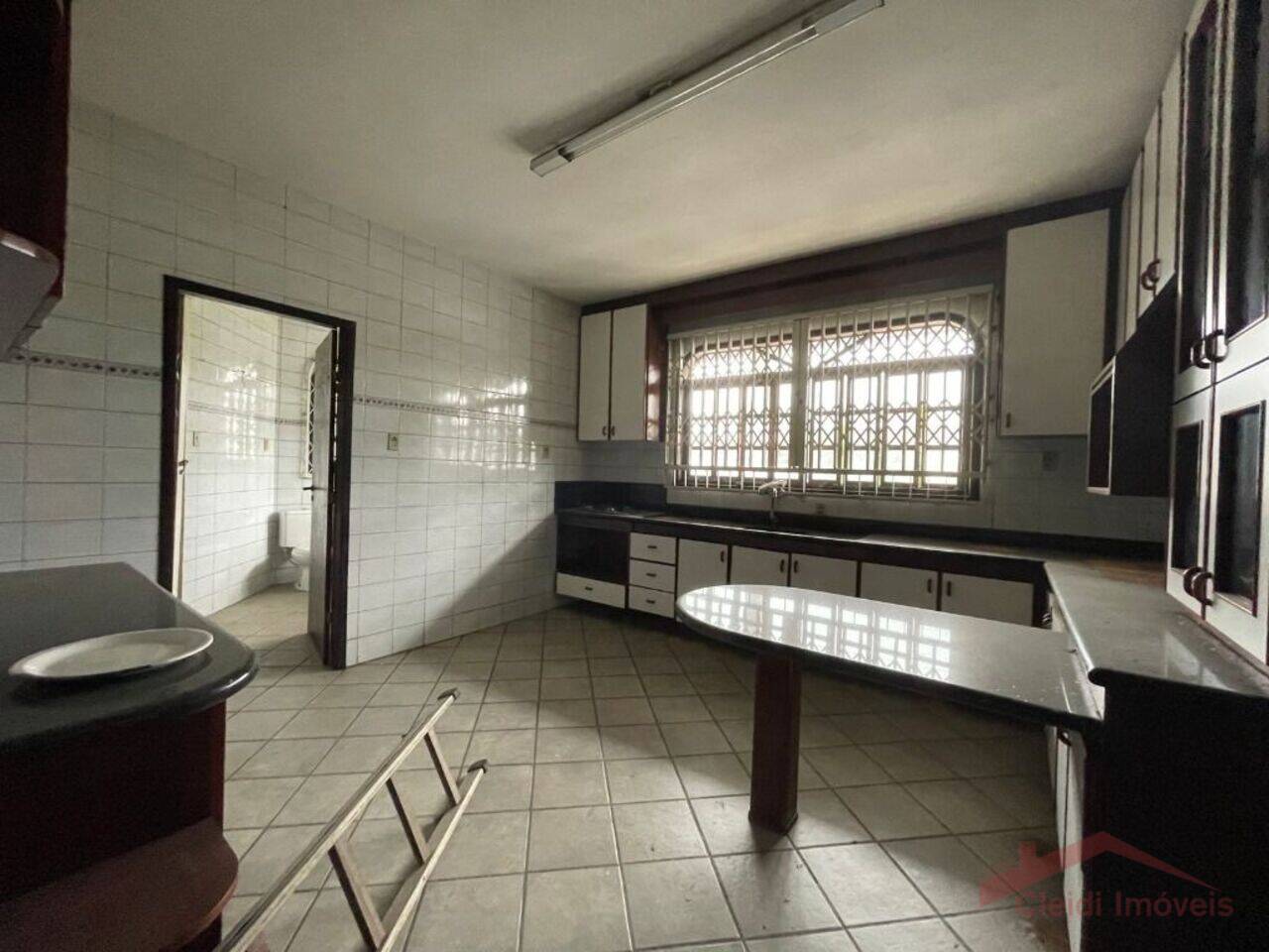 Apartamento Bom Retiro, Joinville - SC