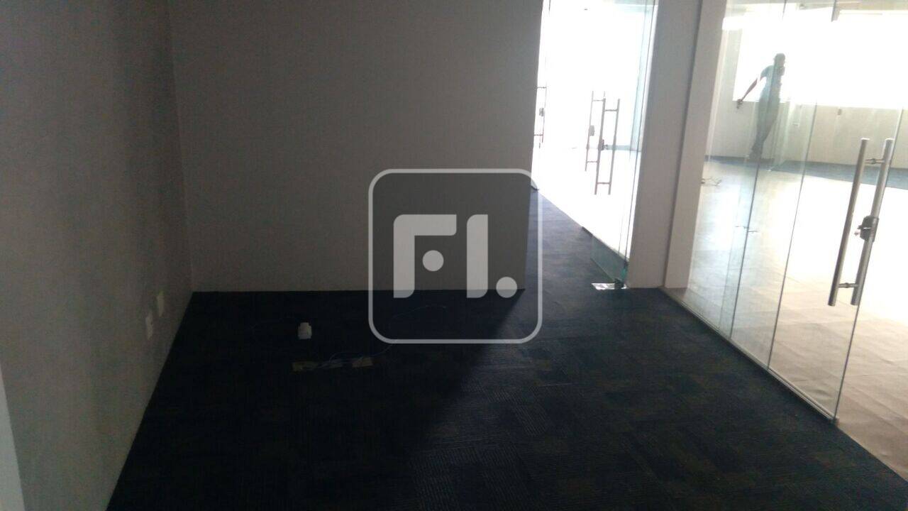 Conjunto comercial com 153 m² na Bela Vista para venda,