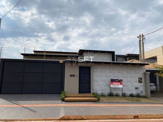 Casa de 216 m² Santa Fé - Dourados, à venda por R$ 1.100.000