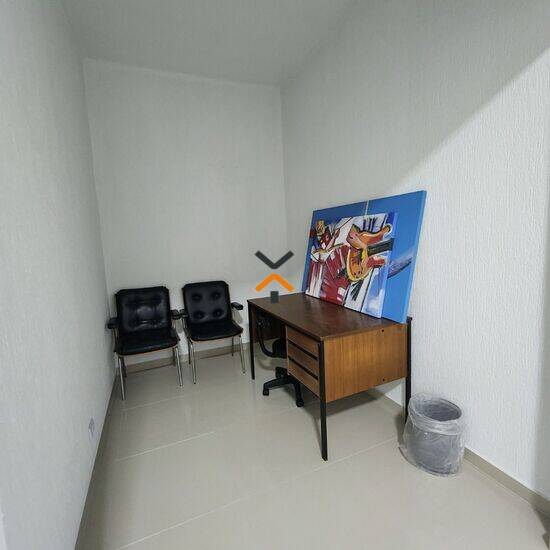 Sala de 16 m² Jardim - Santo André, aluguel por R$ 1.300/mês