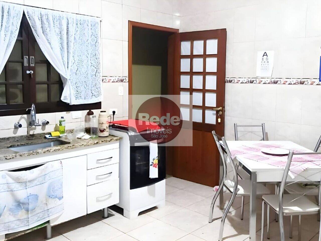 Casa Jardim Portugal, São José dos Campos - SP