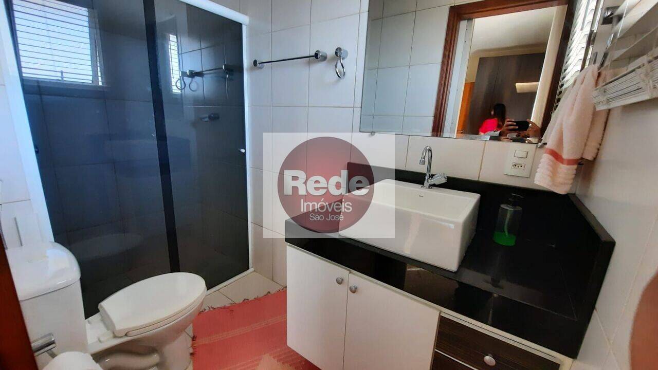 Apartamento Parque Industrial, São José dos Campos - SP