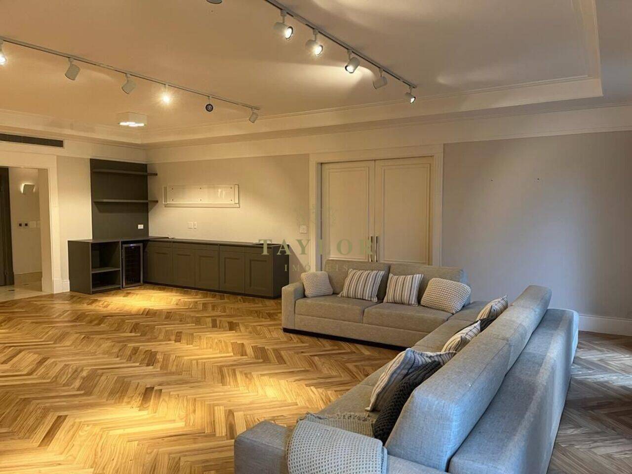 Apartamento Jardim Paulista, São Paulo - SP