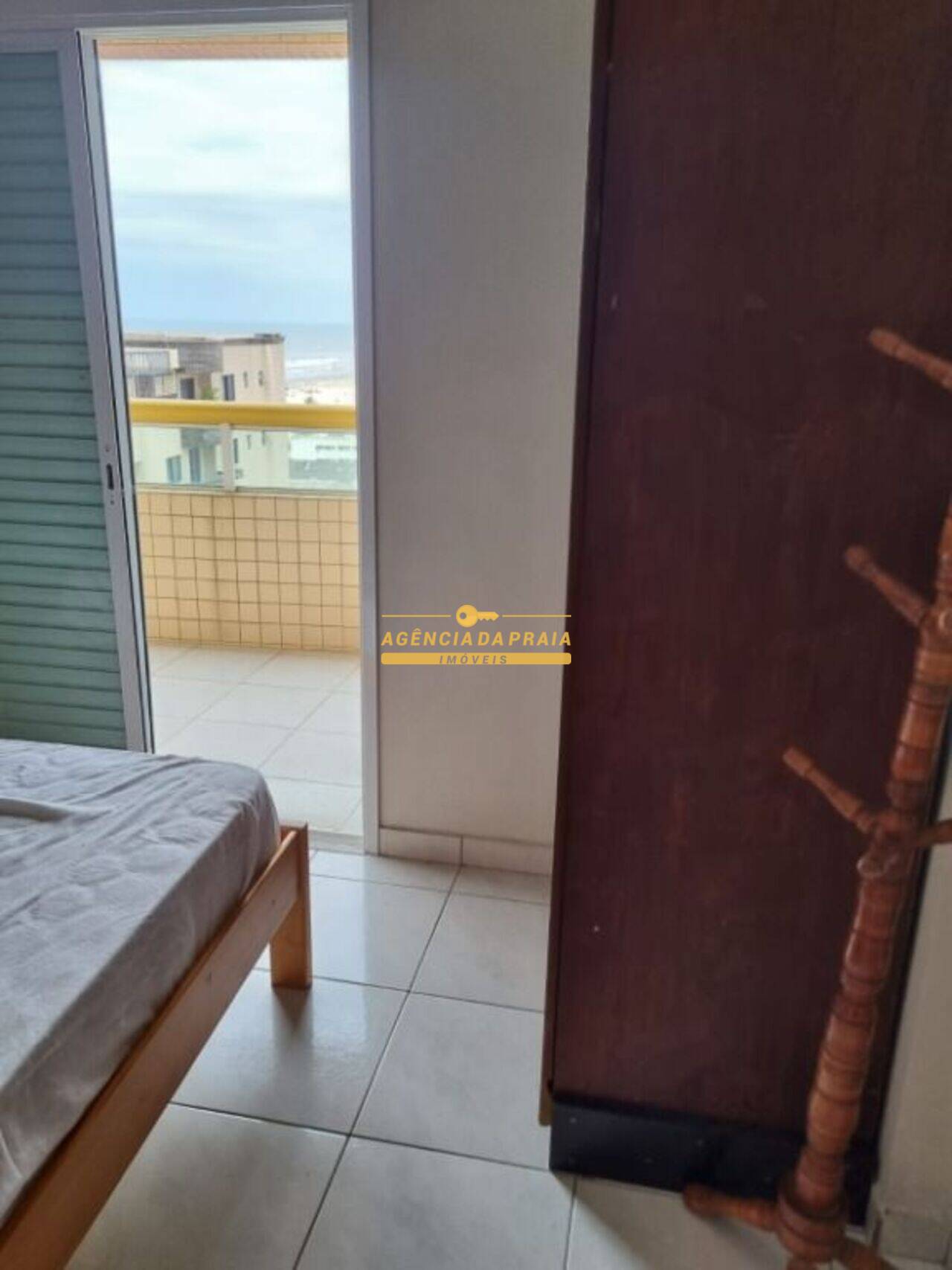 Apartamento Vila Guilhermina, Praia Grande - SP