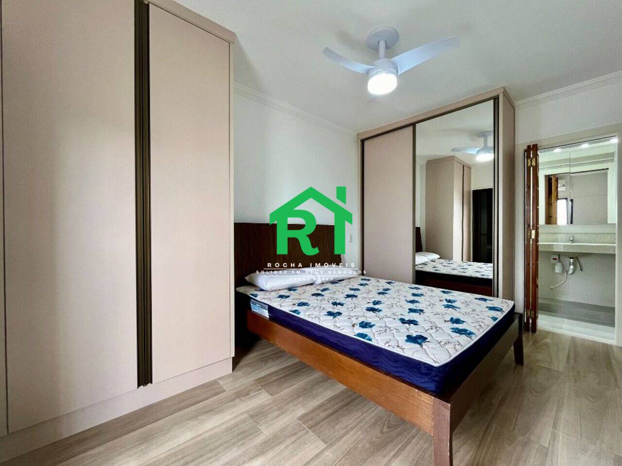 Apartamento Jardim Astúrias, Guarujá - SP