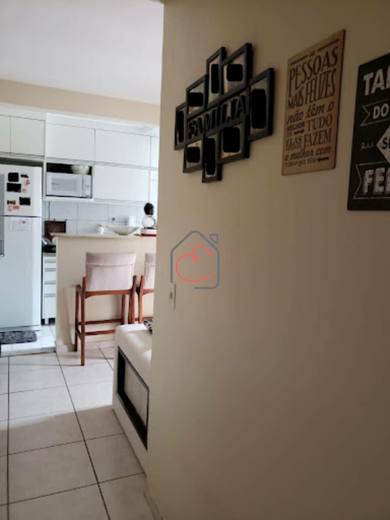 Apartamento Granja dos Cavaleiros, Macaé - RJ