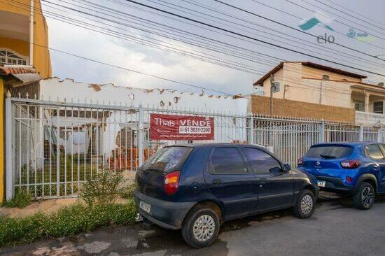 Casa de 110 m² na QE 34 Conjunto N - Guará II - Guará - DF, à venda por R$ 630.000