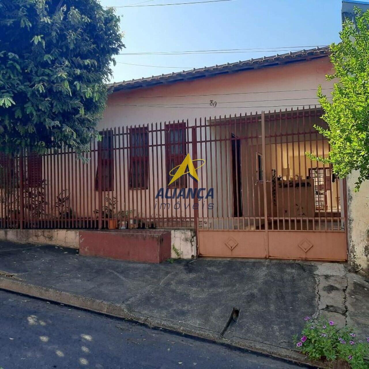 Casa Jardim Tangará, Lins - SP