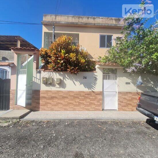 Sobrado de 60 m² Vista Alegre - São Gonçalo, aluguel por R$ 900/mês