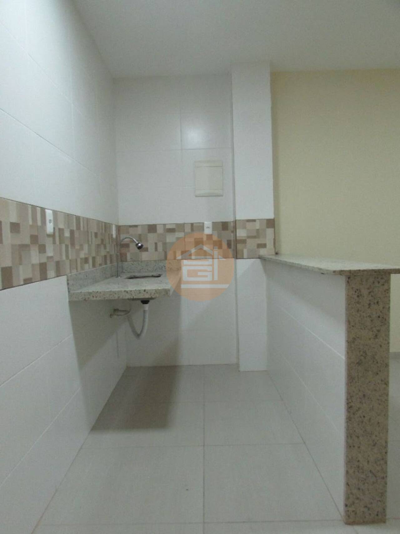 Apartamento Vila Três, São Gonçalo - RJ