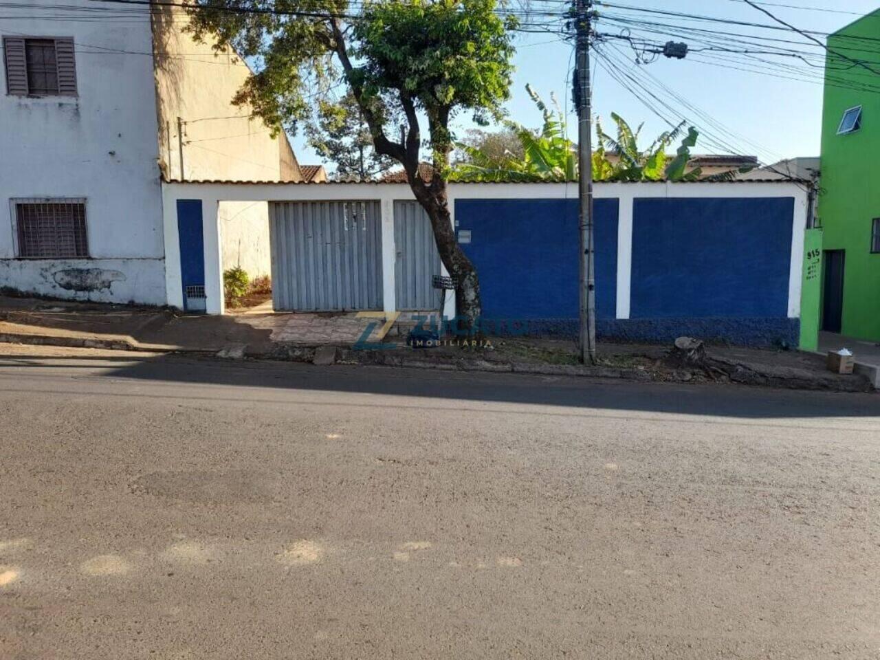 Casa Vila São Cristóvão, Uberaba - MG