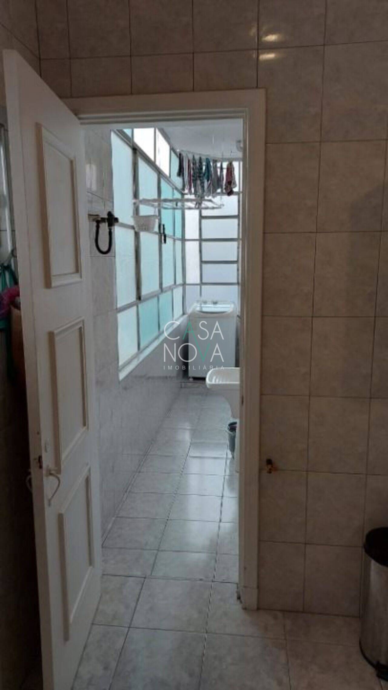 Apartamento Boqueirão, Santos - SP