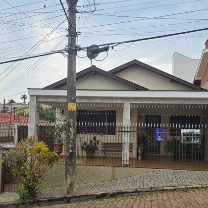 Casas à venda Centro