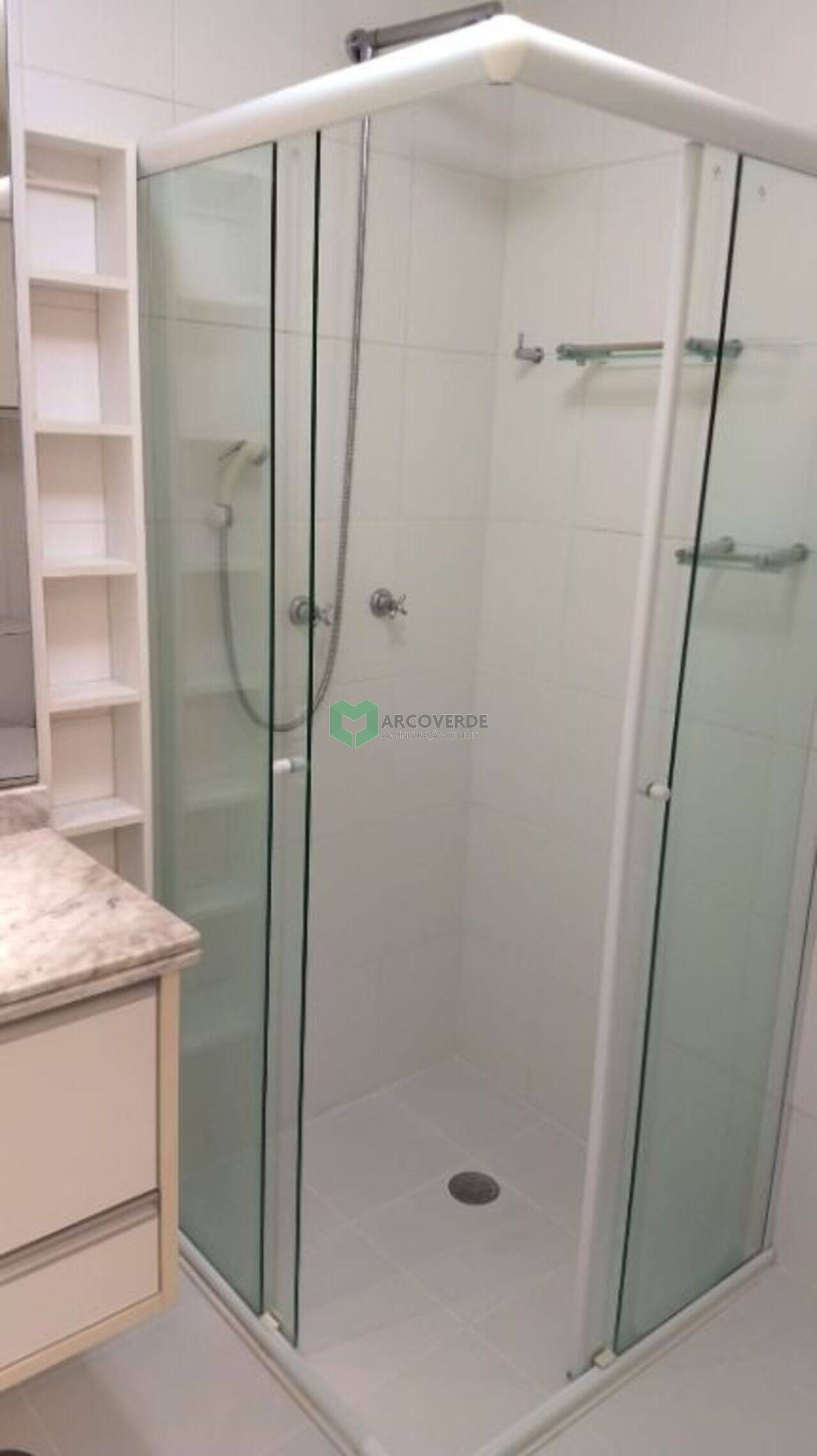 Apartamento duplex Vila Madalena, São Paulo - SP