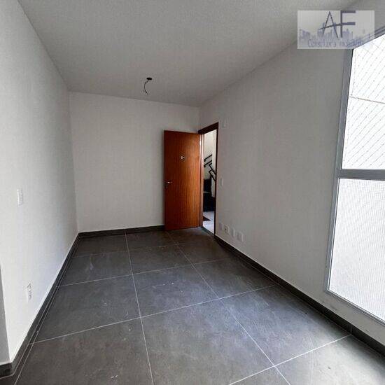 Apartamento de 40 m² Chácara Flórida - Taubaté, aluguel por R$ 850/mês