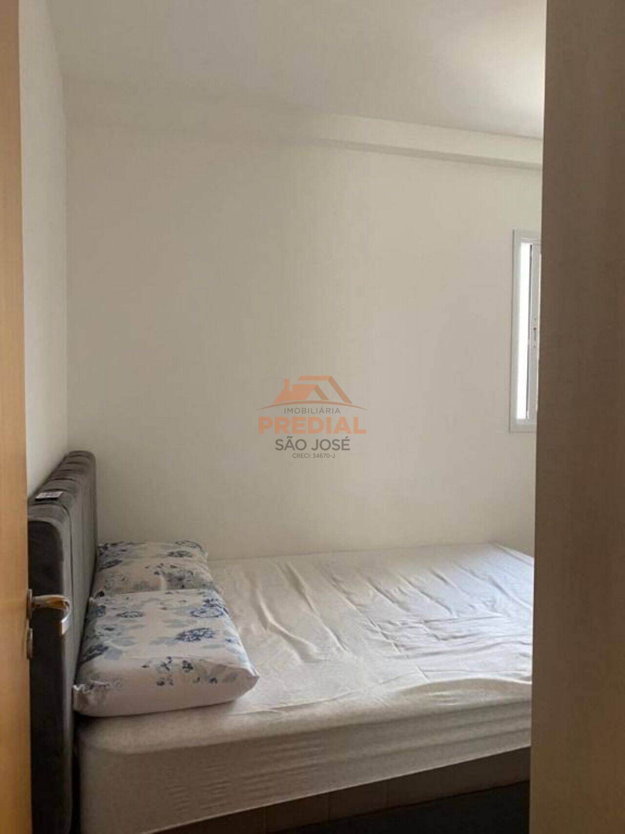 Apartamento Parque Industrial, São José dos Campos - SP