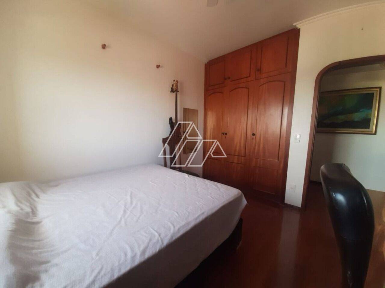 Apartamento Centro, Marília - SP