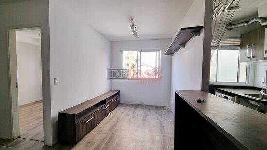 Apartamento Vila Carmosina, São Paulo - SP