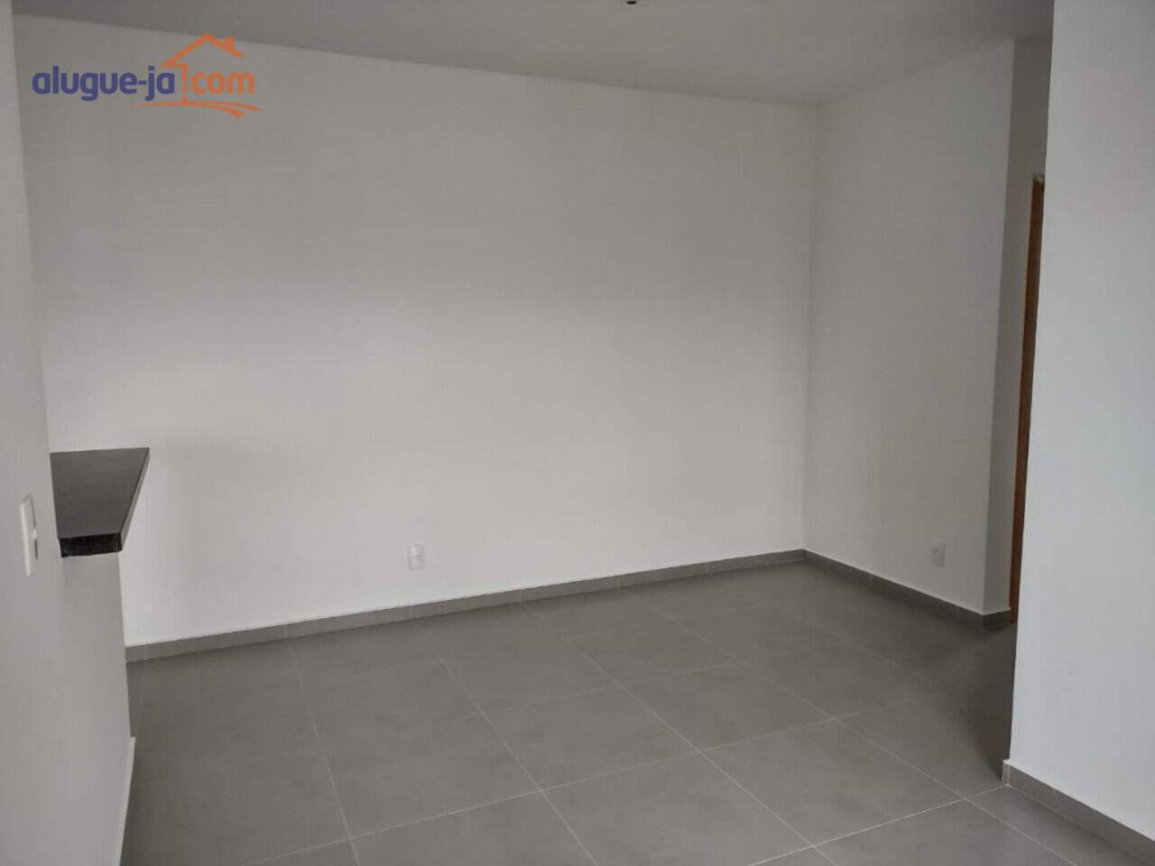 Apartamento Parque Industrial, São José dos Campos - SP