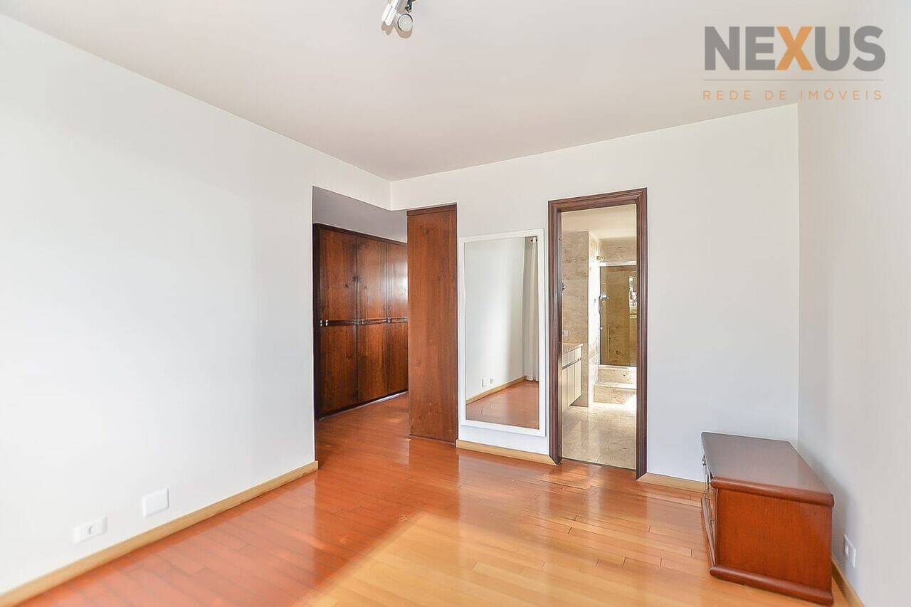 Apartamento Alto da Glória, Curitiba - PR