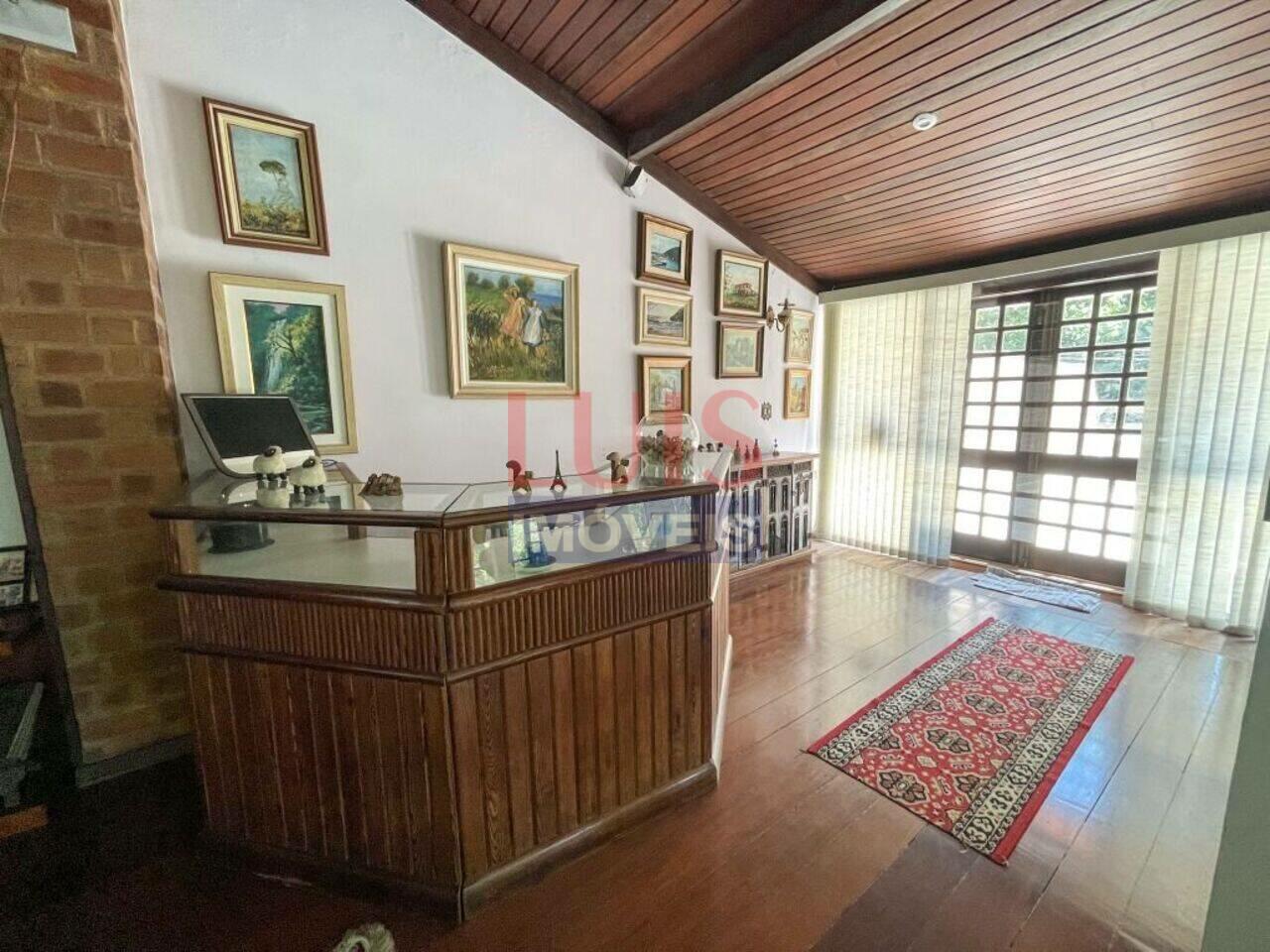 Casa Pendotiba, Niterói - RJ