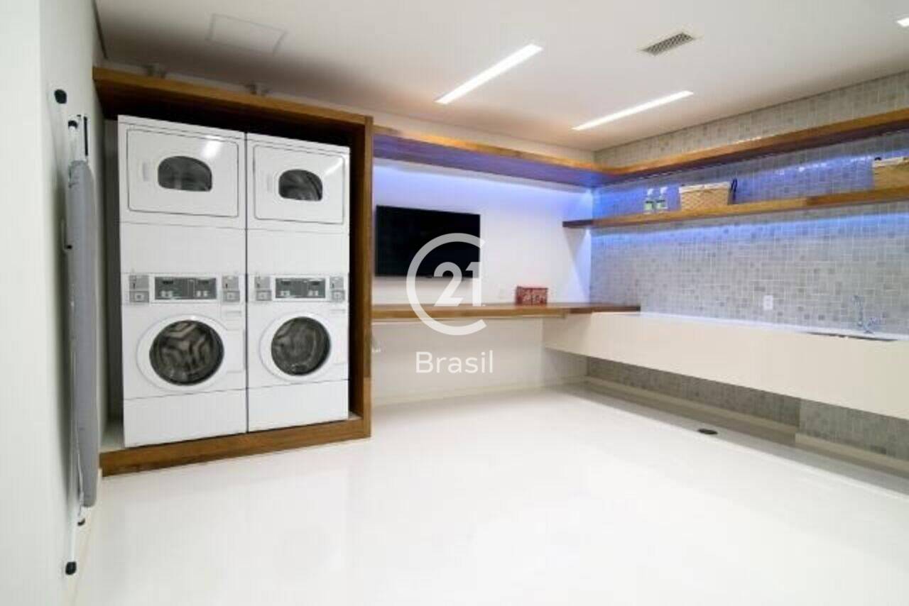 Apartamento Pinheiros, São Paulo - SP