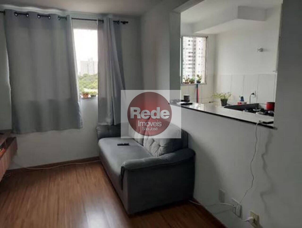 Apartamento Parque Industrial, São José dos Campos - SP