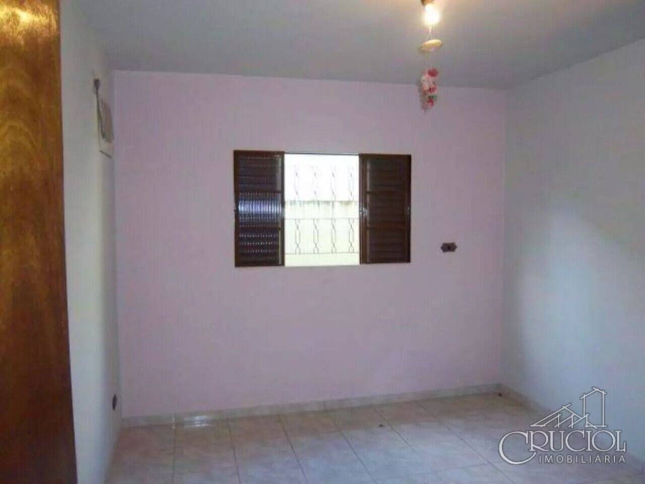 Casa Jardim Pacaembu, Londrina - PR