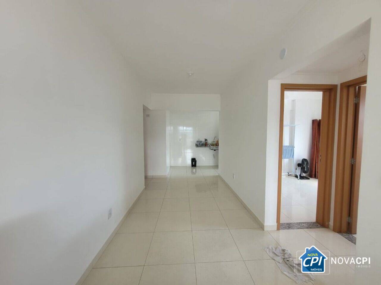 Apartamento Vila Guilhermina, Praia Grande - SP