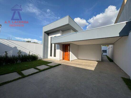 Casa Ibituruna - Montes Claros, à venda por R$ 950.000