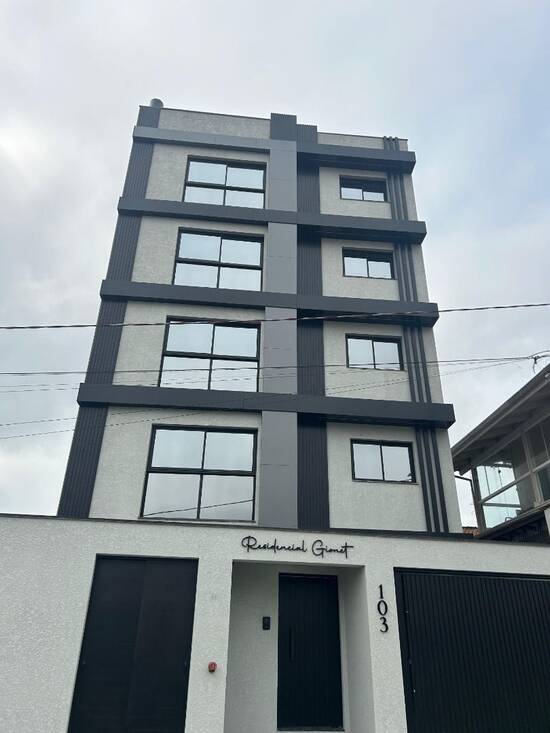 Apartamento de 75 m² Centro - Barra Velha, aluguel por R$ 2.600/mês