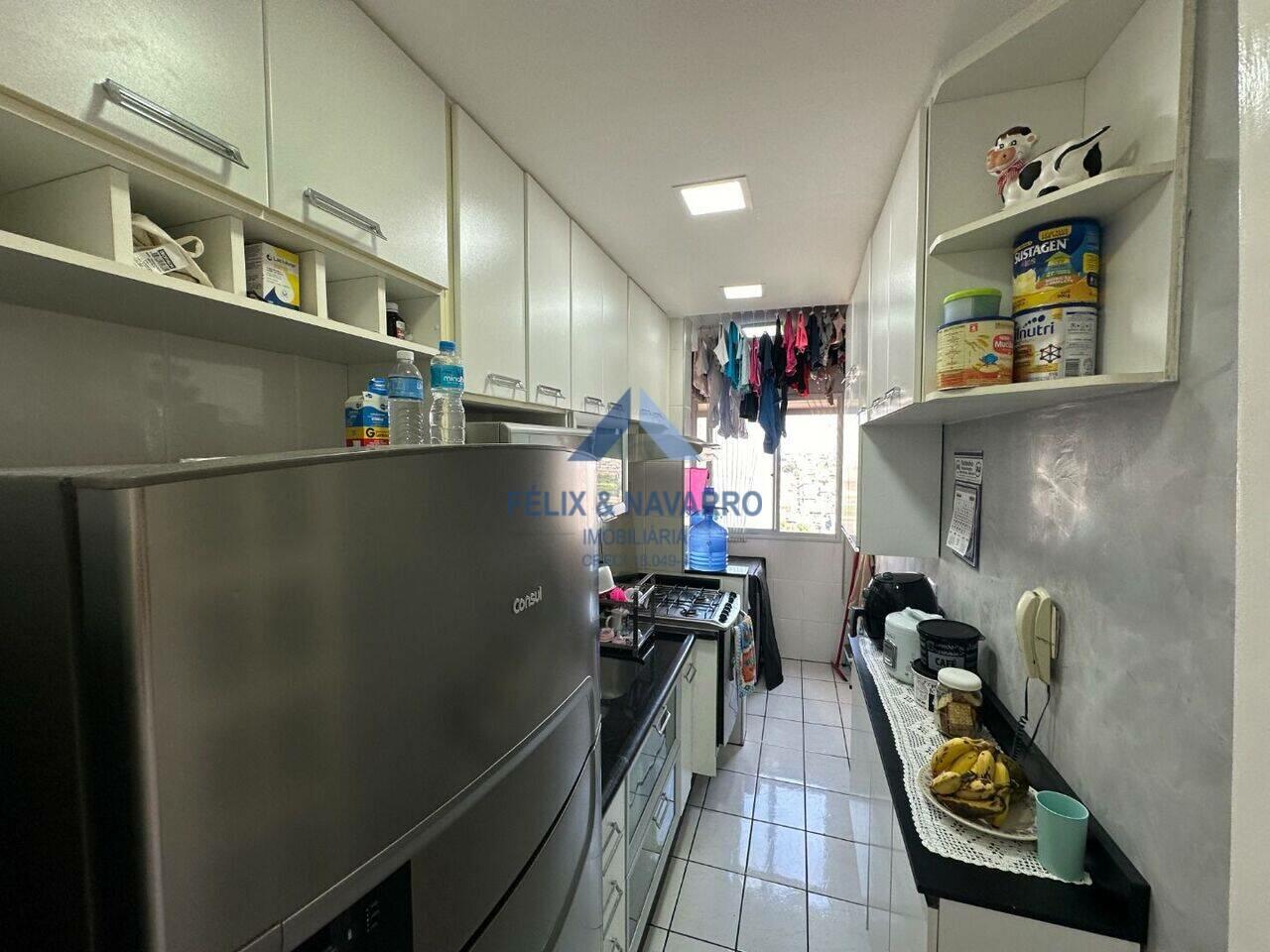 Apartamento Vila Basileia, São Paulo - SP