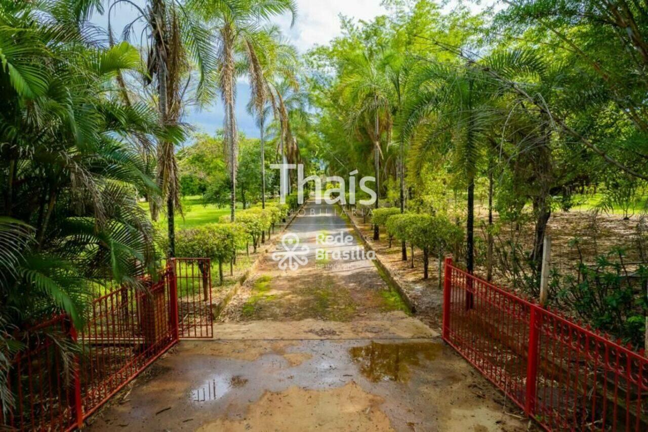 Chácara Setor Habitacional Tororó (Jardim Botânico), Brasília - DF