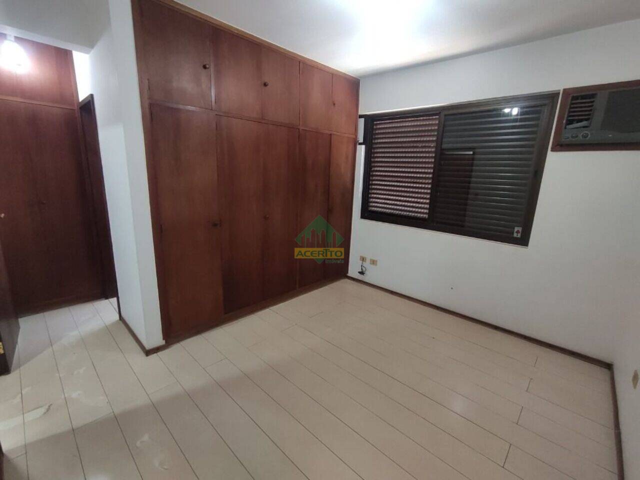 Apartamento Edifício Sabará, Araçatuba - SP