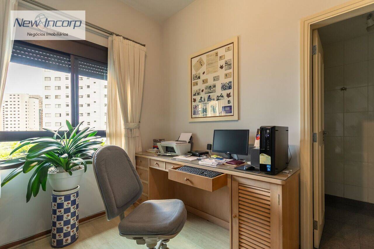 Apartamento Moema, São Paulo - SP