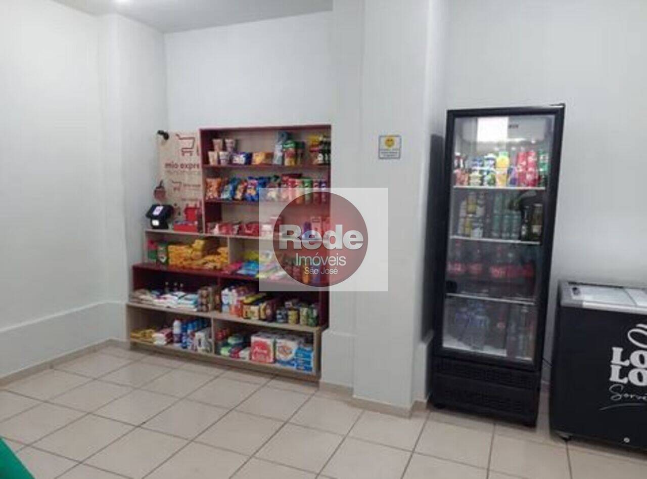 Apartamento Parque Industrial, São José dos Campos - SP