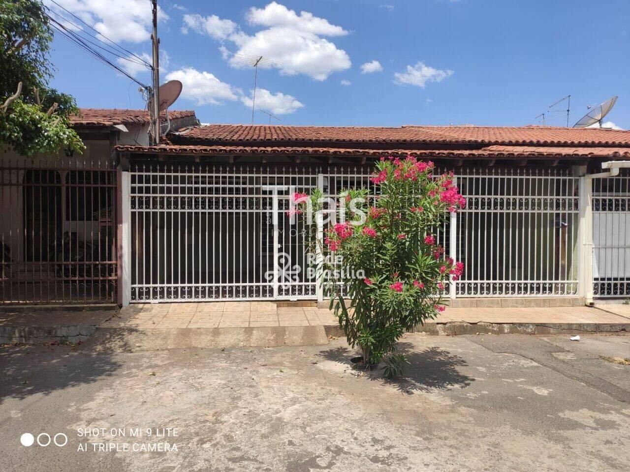 Casa Guará II, Guará - DF