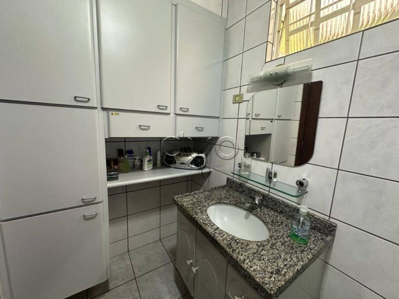 Casa com 5 dormitórios à venda, 231 m² por R$ 599.000 - Alto - Piracicaba/SP