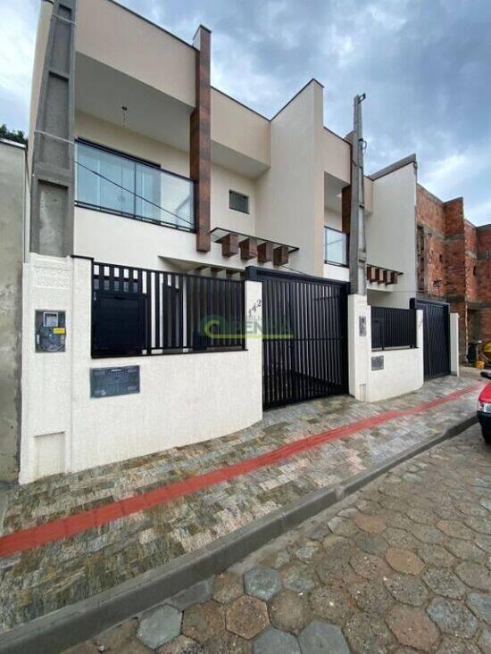 Sobrado de 92 m² Centro - Penha, à venda por R$ 550.000