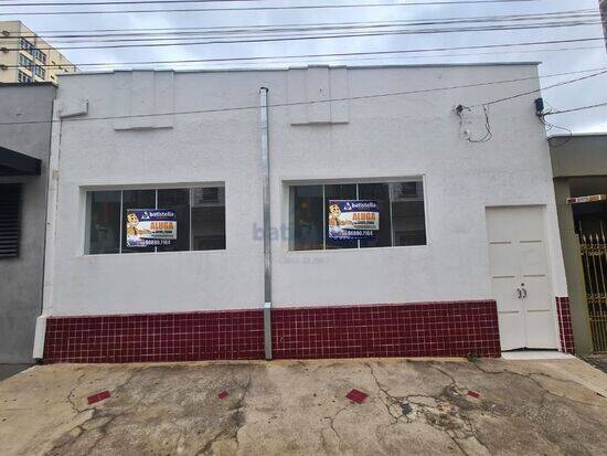 Casa Centro - Limeira, aluguel por R$ 2.000/mês