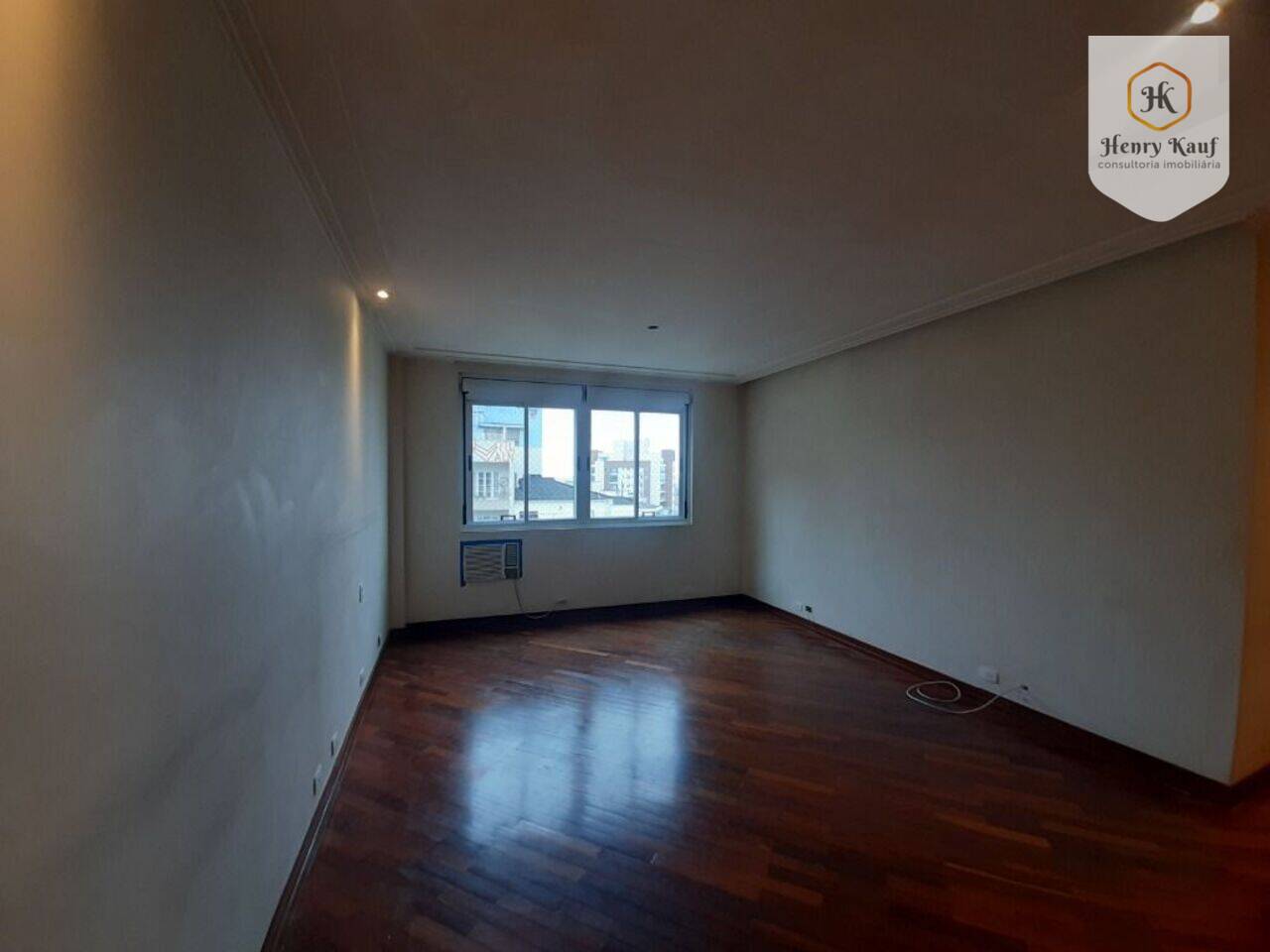 Apartamento Liberdade, São Paulo - SP