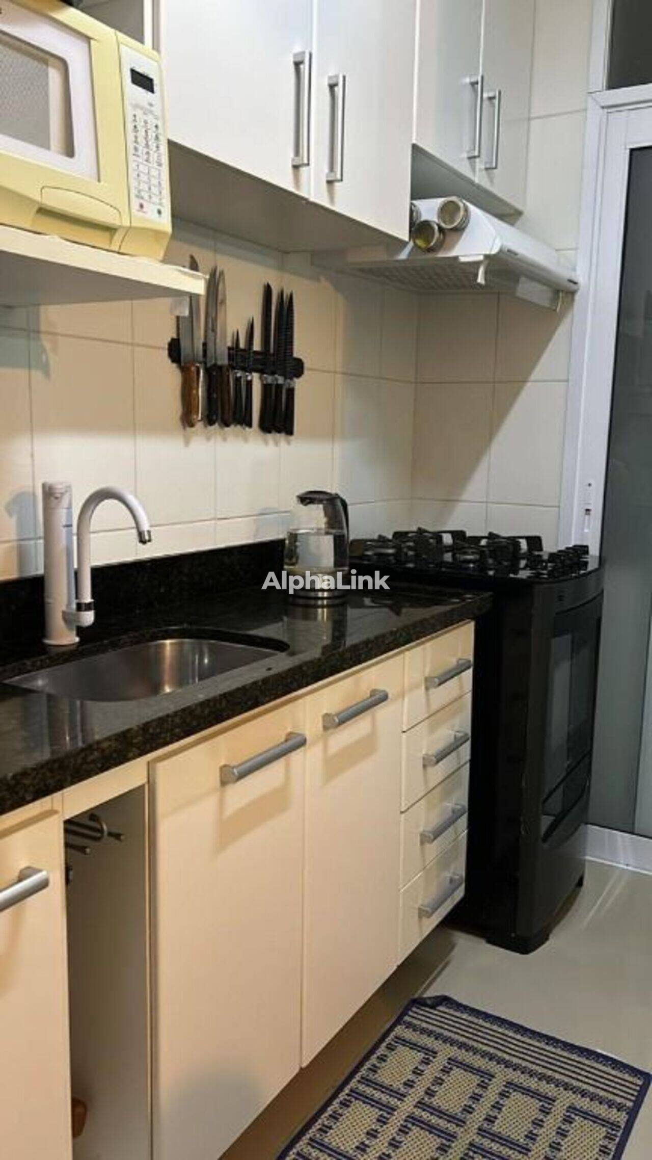 Apartamento Jardim Tupanci, Barueri - SP